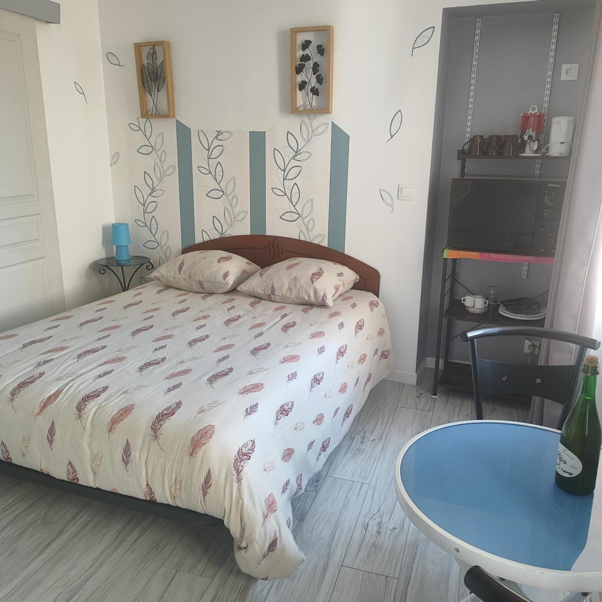 Chambre Pour 2 Personnes A Formigny Rdc Εξωτερικό φωτογραφία